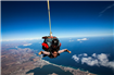 Se deschide sezonul de parașutism la Tuzla! Salt cu parașuta la 4000 de metri deasupra Mării Negre