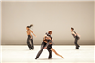 Dance Me, cu Ballets Jazz Montréal: „Când se mișcă, parcă ar cânta”